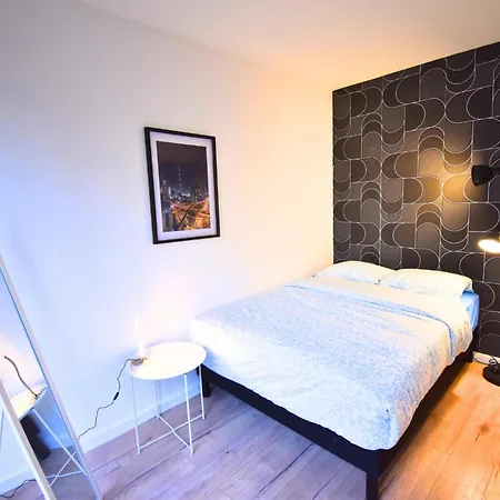 Aur'colore Paris Apartment